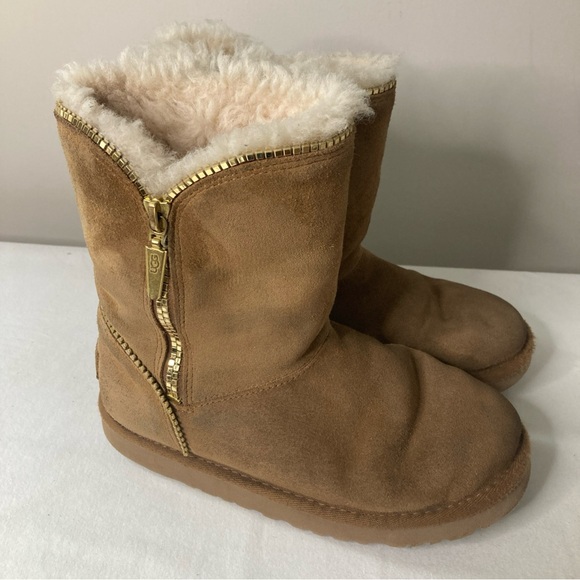 UGG Florence Girls Size 2 Gold Zipper Brown Boots - Picture 1 of 11